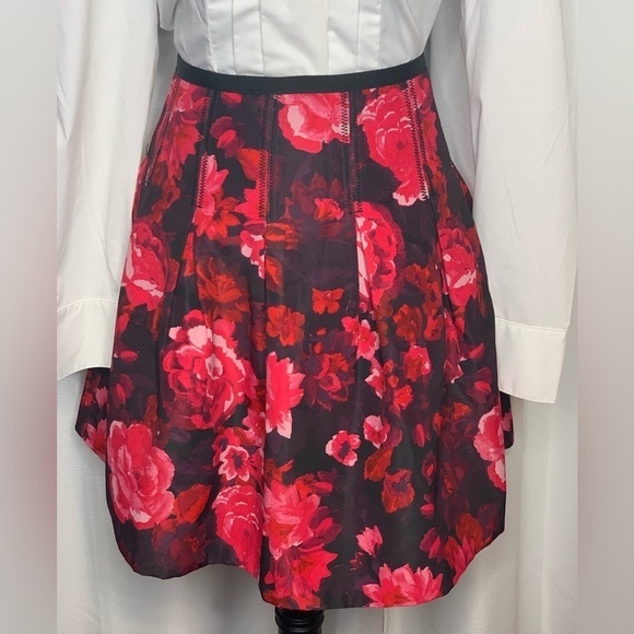 GAP Floral Inverted Pleats A-Line Flare Mini Skirt - Picture 4 of 5